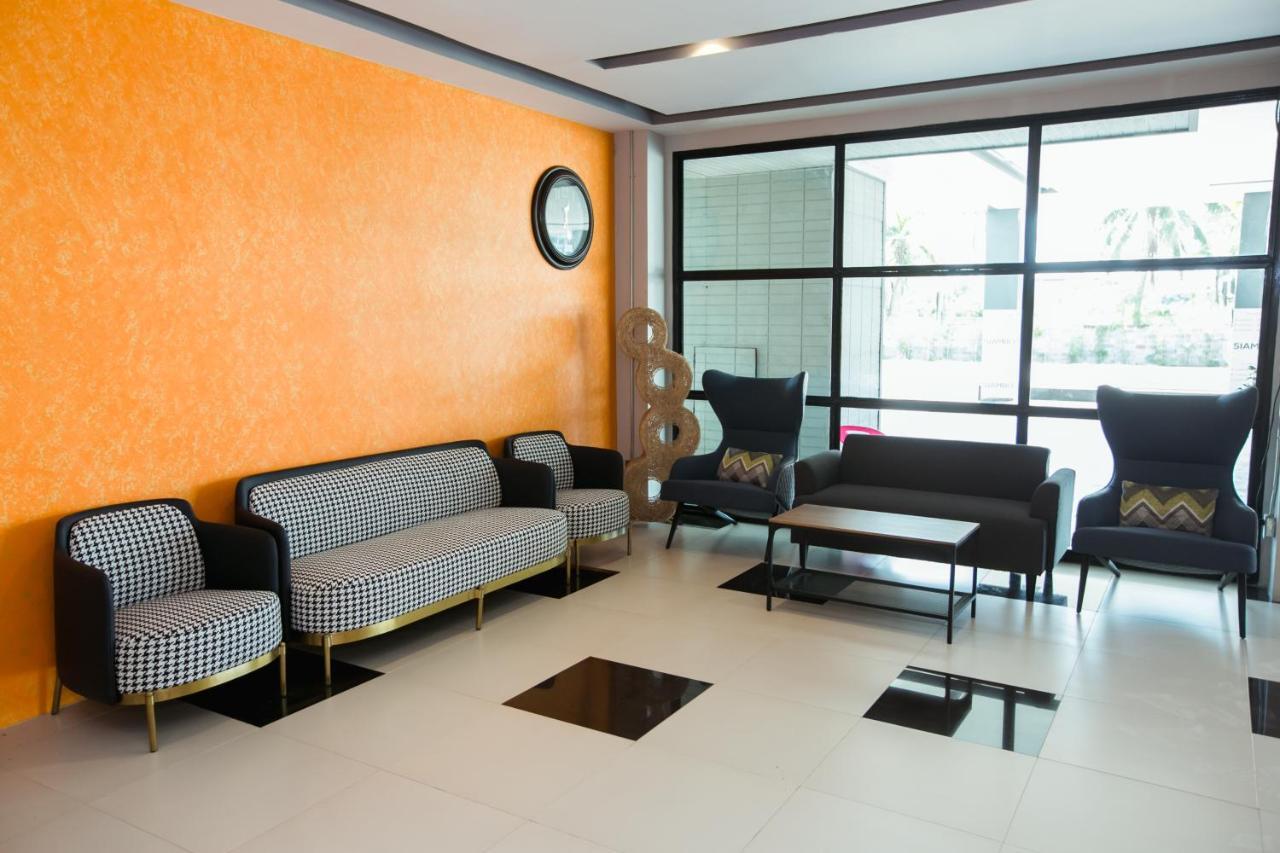 The Bed Hotel Roi Et Esterno foto
